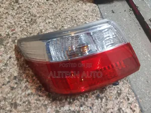 Toyota Premio 260 Back Light