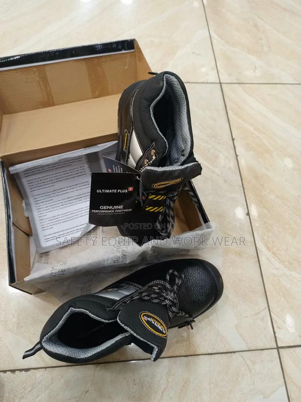 Ultimate Plus Safety Boot Heat Resistant Sole - main view