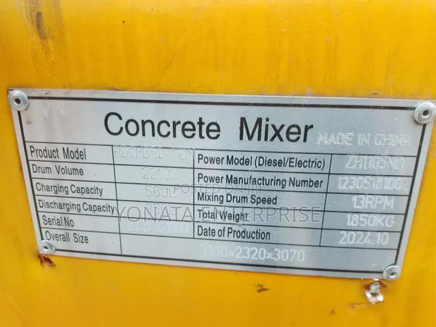 Heavy Duty Self Loading Concrete Mixers - thumbnail 2