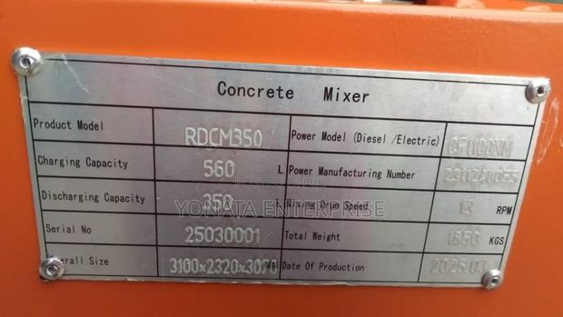 Fully Hydraulic Self Loading Concrete Mixers - thumbnail 2