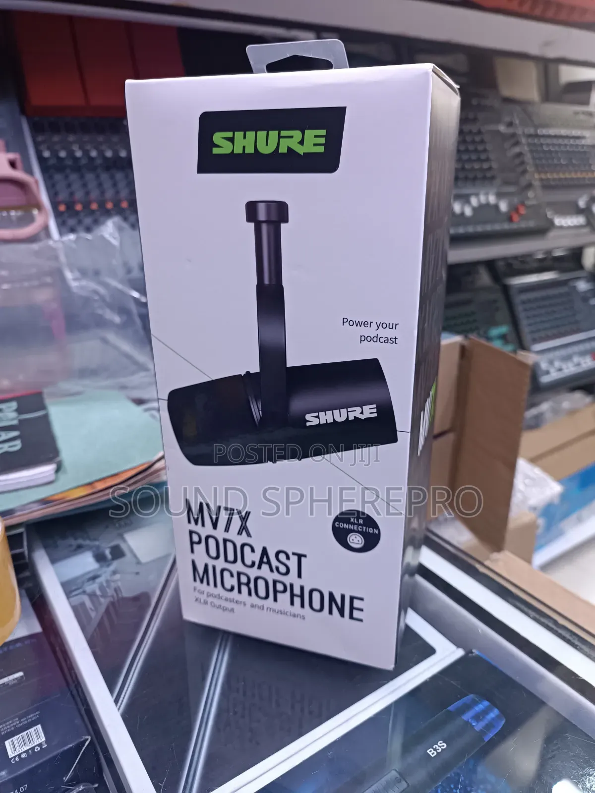 Shure Mv7x Xlr Output Podcast Condenser Microphone
