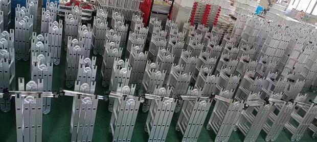 Foldable/ Portable Alluminium Ladder - thumbnail 3