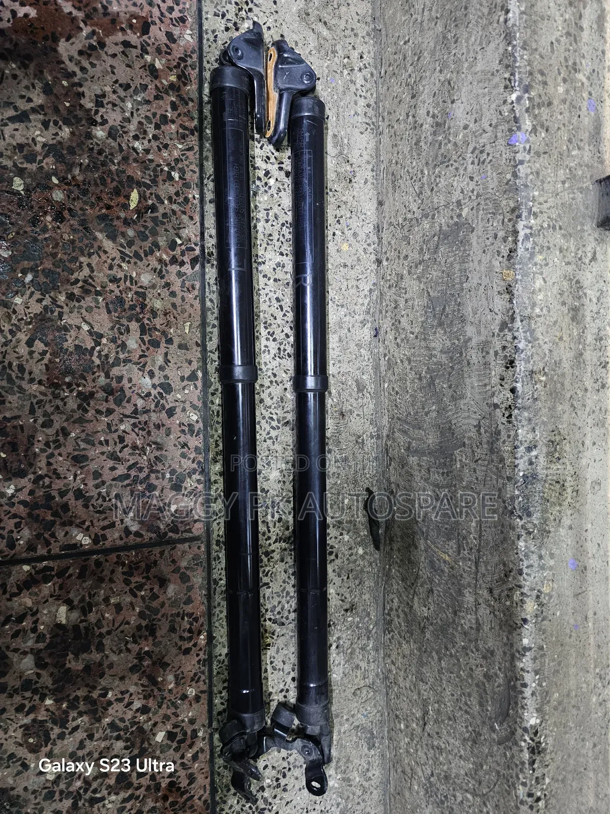 Toyota Harrier 2015 Boot Shock Electric