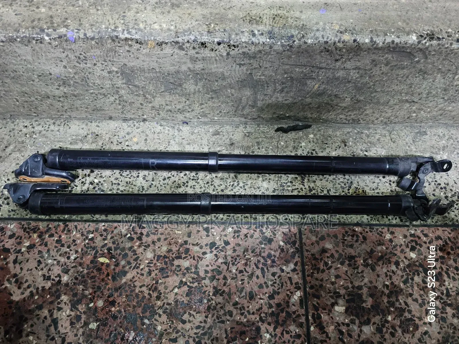Toyota Harrier 2015 Boot Shock Electric