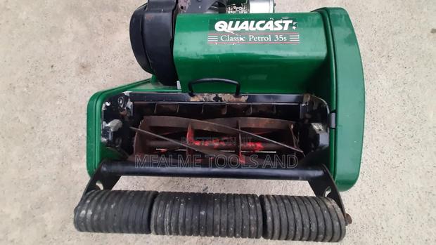 Cylinder Lawn Mower - thumbnail 3