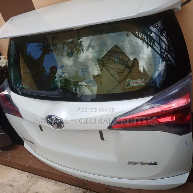 Master Class Ex Japan Toyota Rav 4 Boot - main view