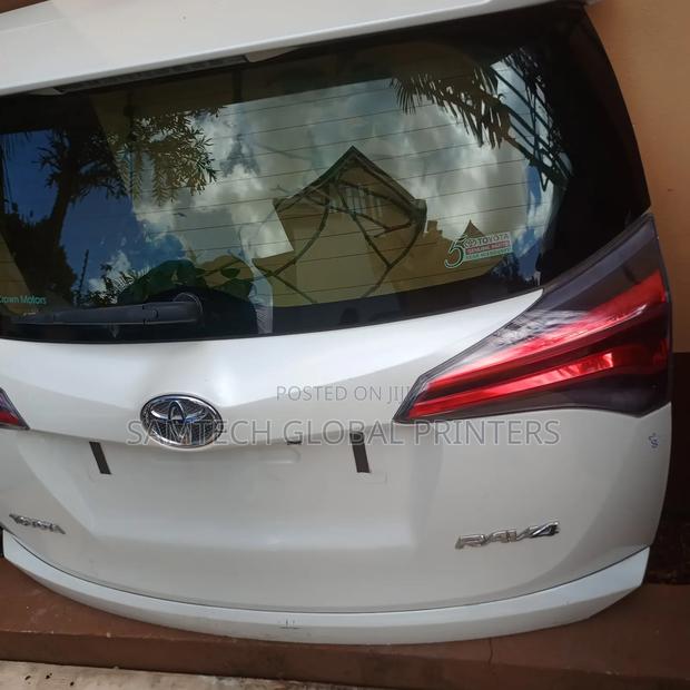 First Rate Quality Toyota Rav 4 Boot