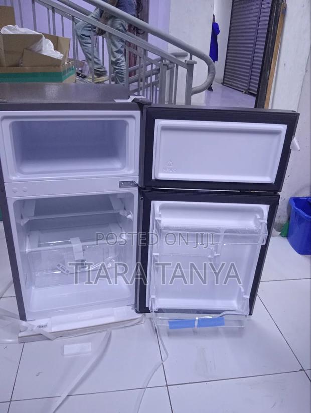 Hisense 91 Litres Double Door Fridge - thumbnail 4
