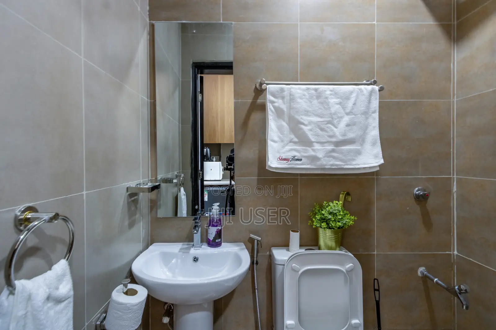 Fully Furnished Studio Apartment