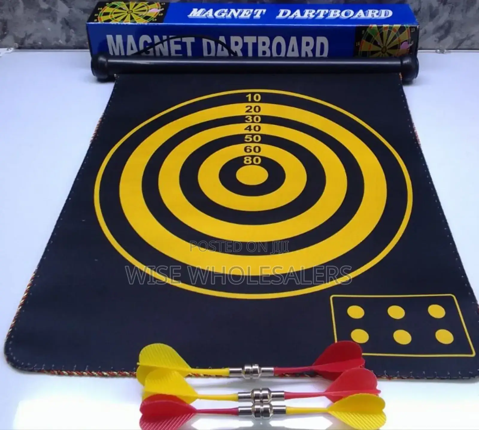Foldable Magnetic Dartboard