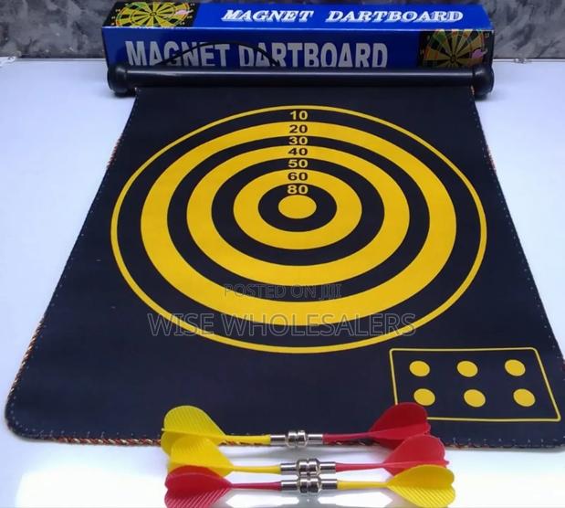 Foldable Magnetic Dartboard - thumbnail 2