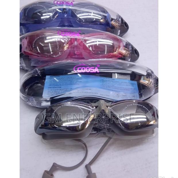 Anti-Fog Swimming Goggles for Adults and Young Children