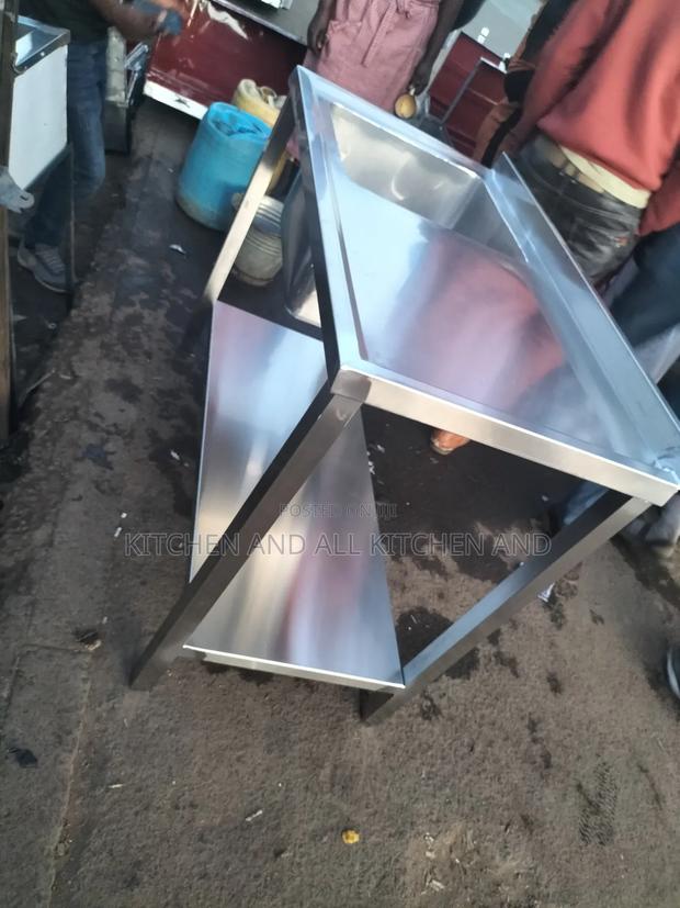 Clean Stainless Steel Kitchen Single Bowl Sink