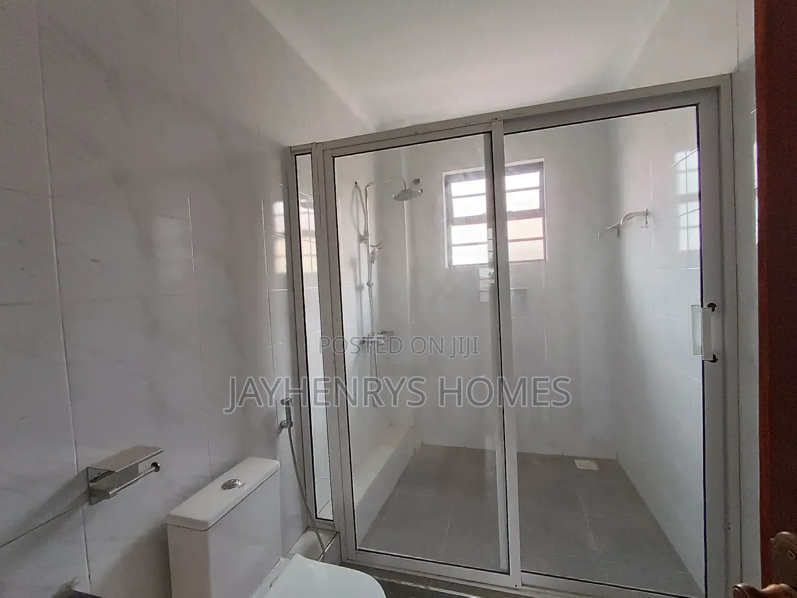4bdrm House in Muigai Inn, Kenyatta Road / Theta for sale