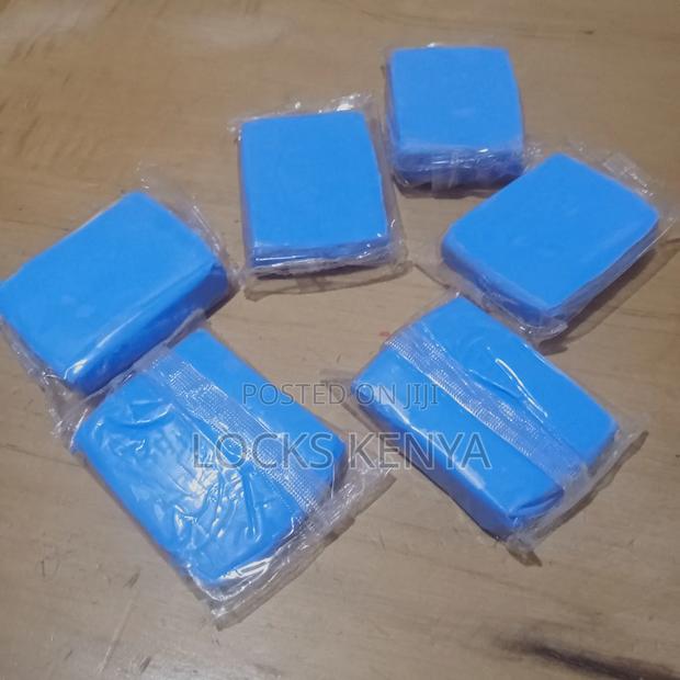Tar Cleaning Clay Bar
