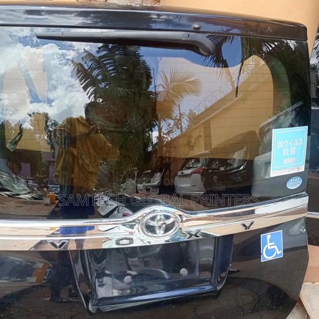 Precision Engineered Ex Japan Toyota Noah Boot - thumbnail 2