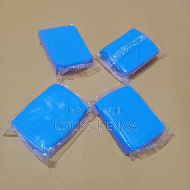 Non-Stick Clay Bar