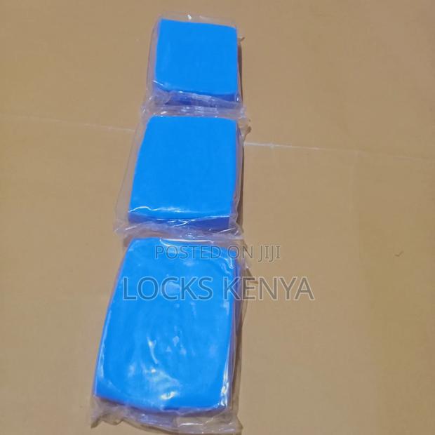 Shapable Clay Bar