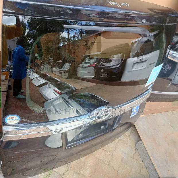 Exceptional Quality Toyota Noah Ex Japan Boot