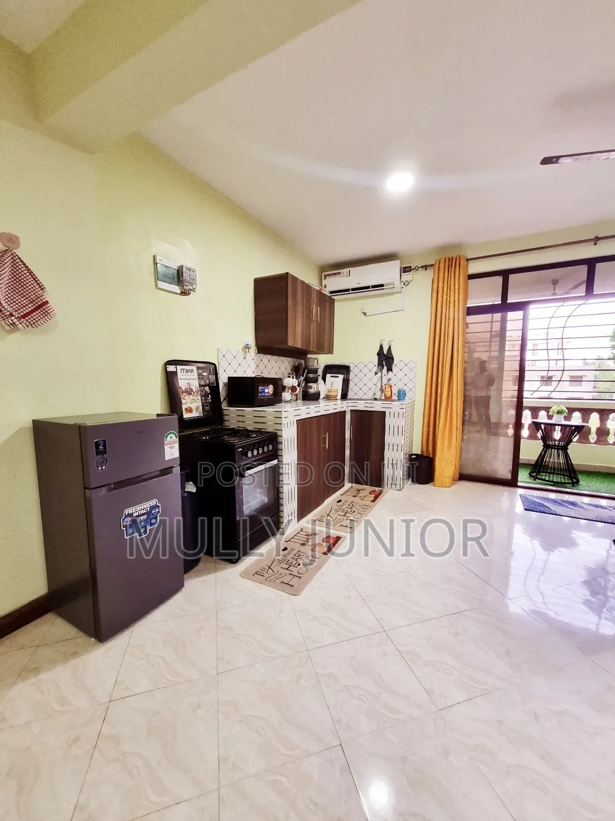 Spacious Studio Apartment