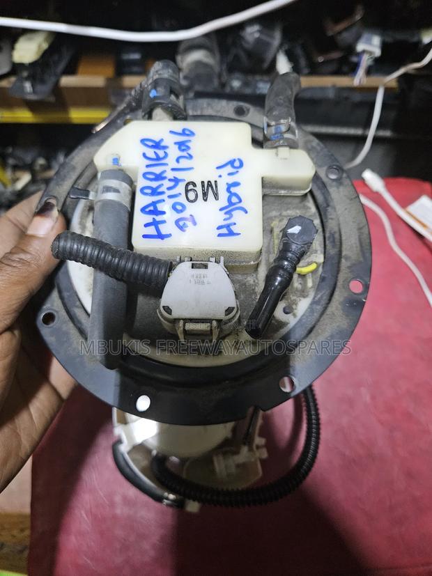 Complete Fuel Pump Harrier 2016