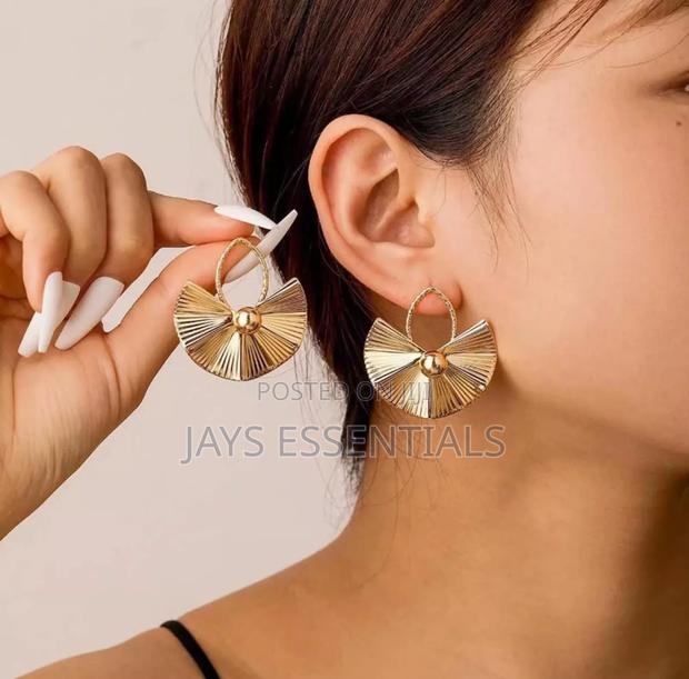 Elegant Earrings You Can Wear Every Day
