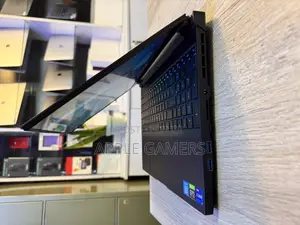 Laptop Gigabyte AORUS 5 16GB Intel Core I7 SSD 512GB