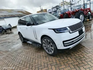 New Land Rover Range Rover Vogue 2025 White
