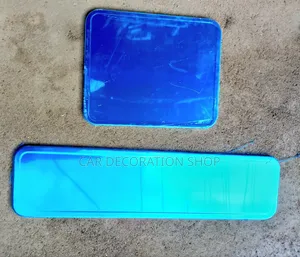 Chrome Metallic Square With Oblong Plates Holders