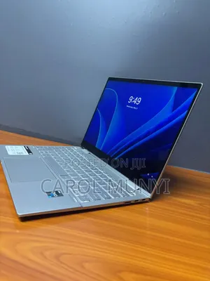 New Laptop HP Envy X360 8GB Intel Core I7 SSD 512GB