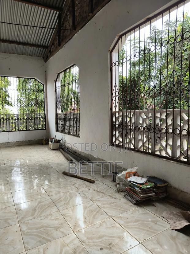 Land and Huge House for Sale - main view