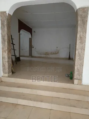 5bdrm Bungalow in Beatrice Dena Family, Mazeras for sale