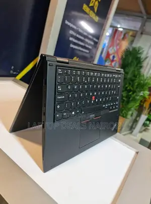 Laptop Lenovo ThinkPad X380 Yoga 16GB Intel Core I5 SSD 256GB