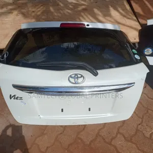 High End Quality Ex Japan Toyota Vitz 2015 Boot