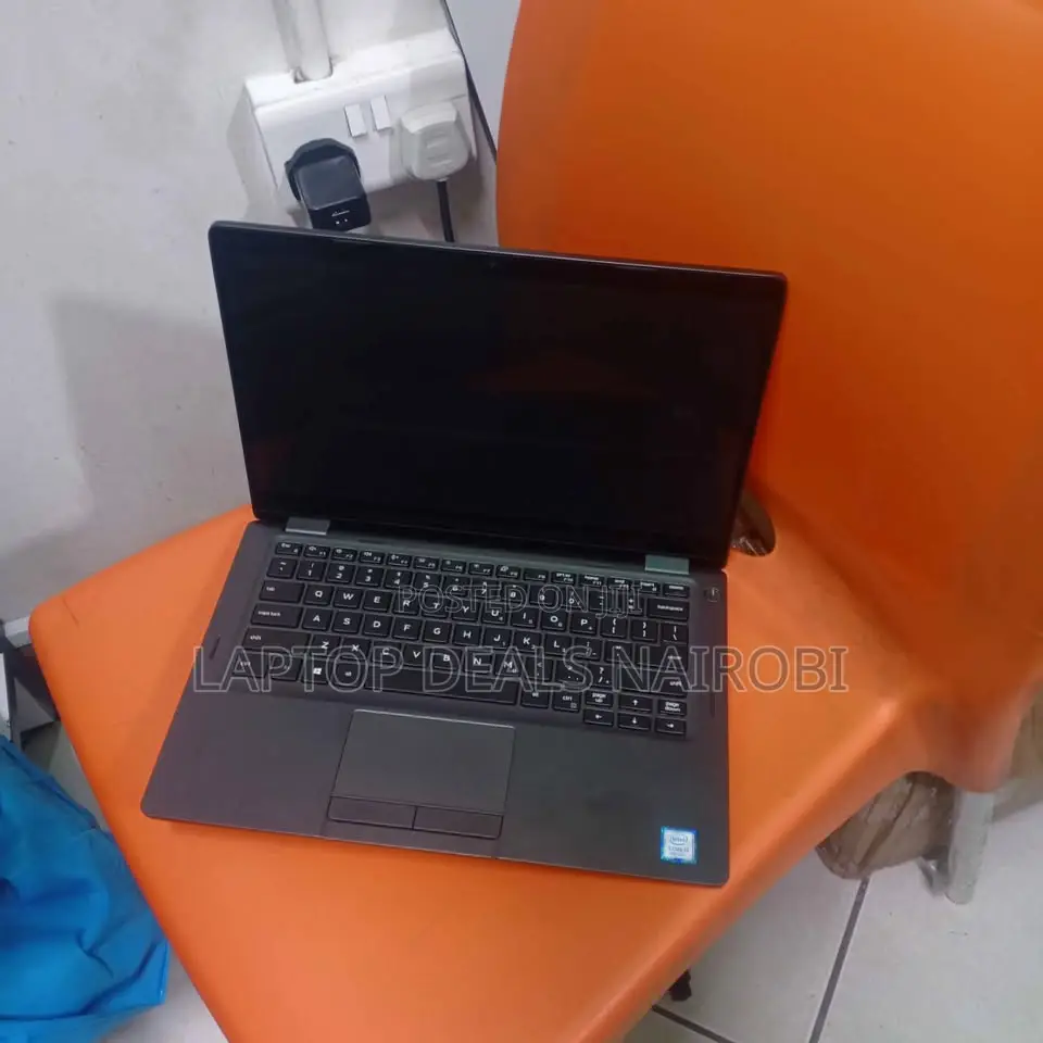 Laptop Dell Latitude 5300 8GB Intel Core I5 SSD 256GB