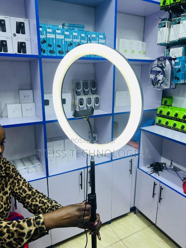 14” Ringlights. - main view