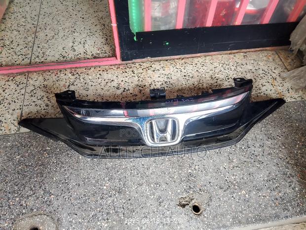 Honda Fit Grill 2015 Model