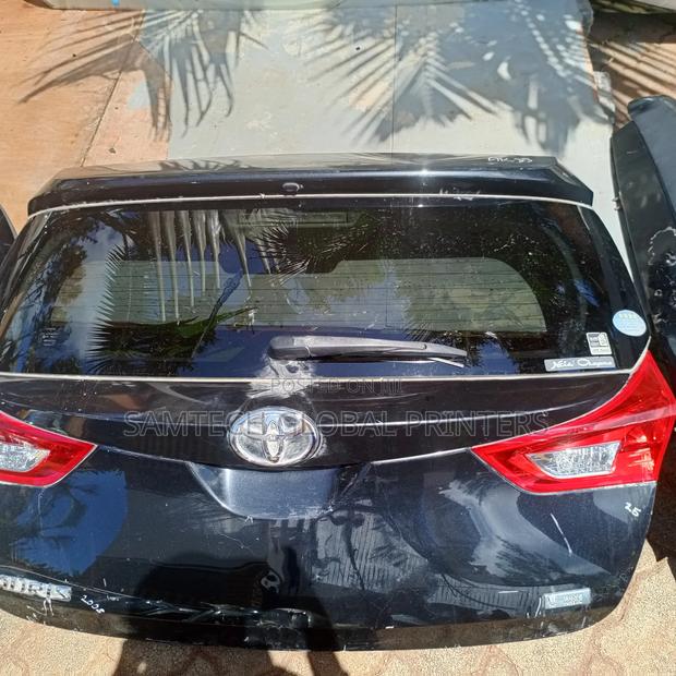 Matchless Top Notch Ex Japan Toyota Auris 2008 Boot