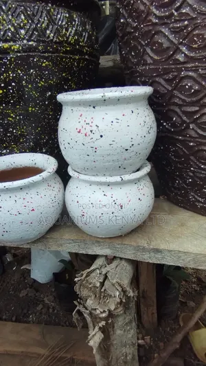 Rustic Look Vases,Flowerpots