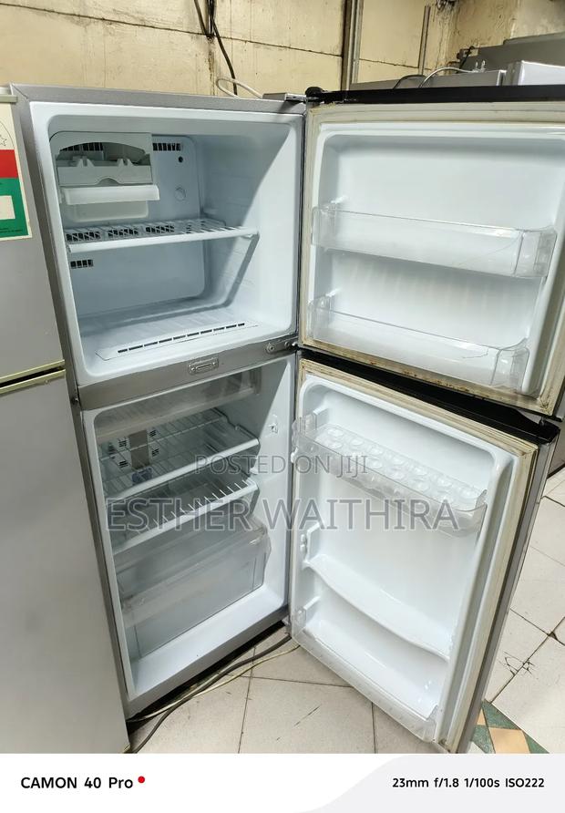 Smart Digital Samsung Fridge - thumbnail 2