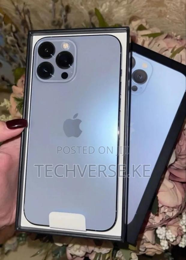New Apple iPhone 13 Pro Max 256 GB Blue - main view