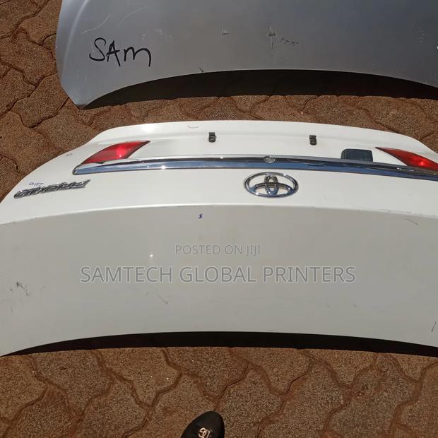 Brilliant Best Quality Toyota Premio 240 Boot