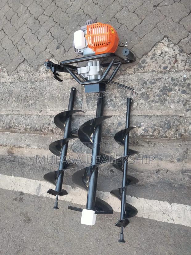 Earth Auger 4 Stroke With Drill Bits - thumbnail 3