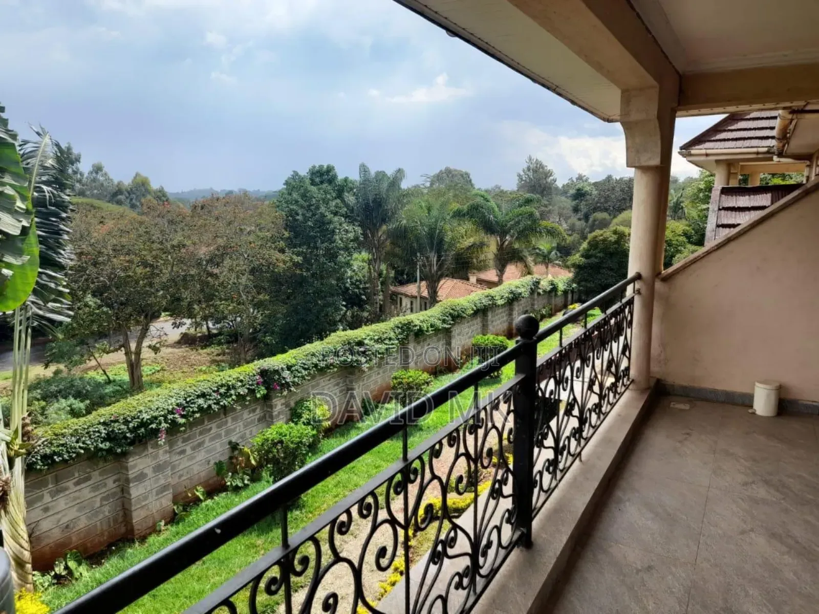 7bdrm Mansion in Runda Glove for sale