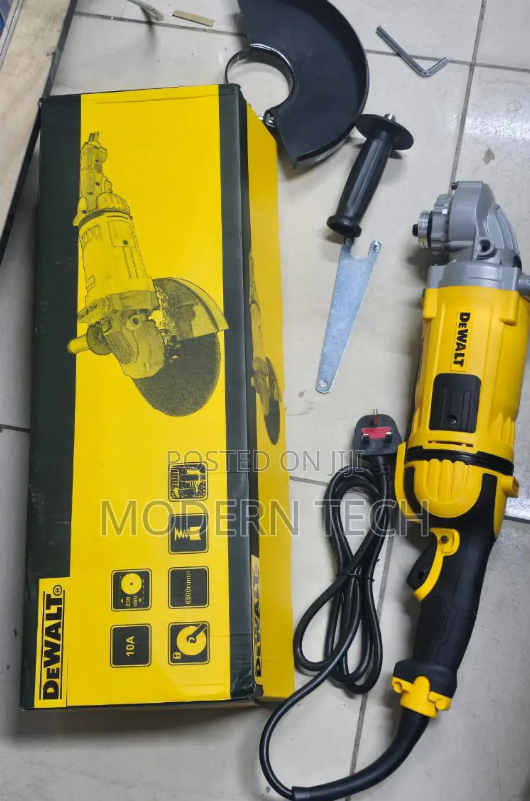 Dewalt High Quality 9'' Dewalt Angle Grinder 2200w