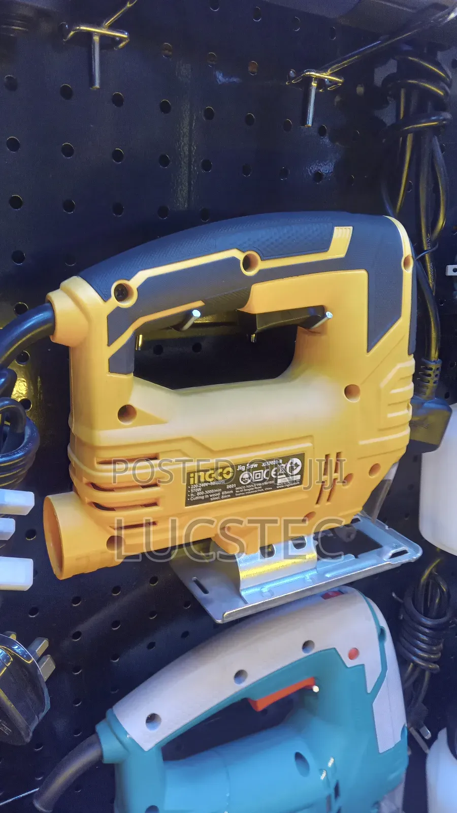 Jigsaw Machine