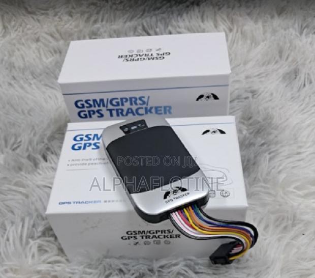 303 Car Tracker/ Online Car Tracker Device
