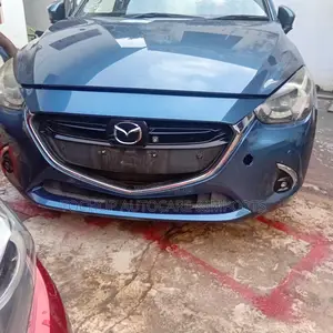 Mazda Demio 2018 Blue