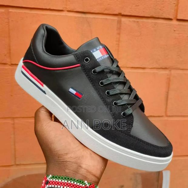 Tommy Casual
Size 40-45 - thumbnail 2
