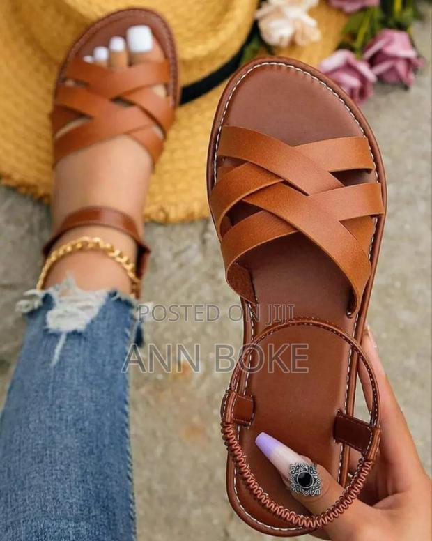 Sandals Restocked 37-43 - thumbnail 2